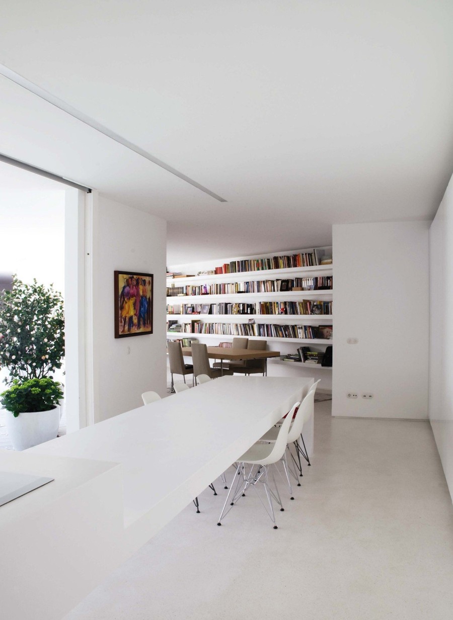 Μια κατοικία με οργανικό σχήμα που εντάσσεται απόλυτα στο περιβάλλον της - Φωτογραφία 1