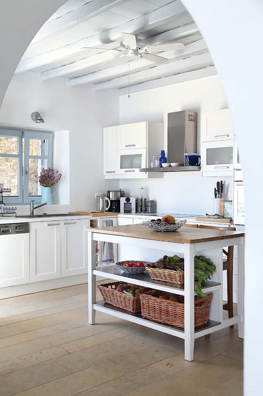 Μια ονειρεμένη κατοικία στην Αντίπαρο που γεύεται τις απολαύσεις του καλοκαιριού - Φωτογραφία 4