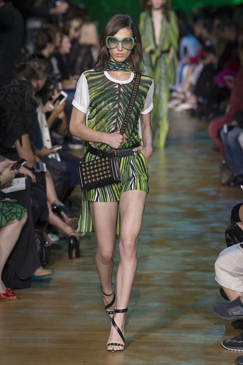 Tropical Vibes: εμπνευστείτε από τη πιο δυνατή καλοκαιρινή τάση- Φωτογραφία 3