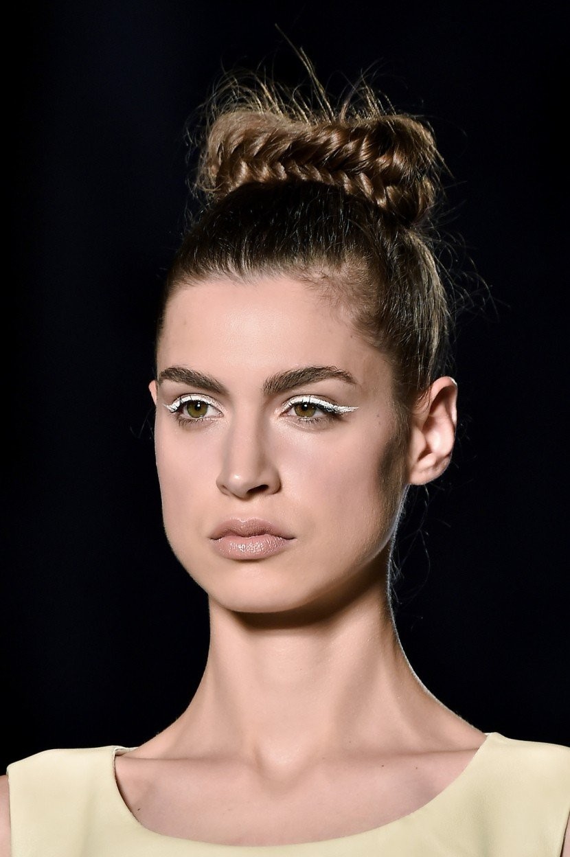 Winged και Λευκό