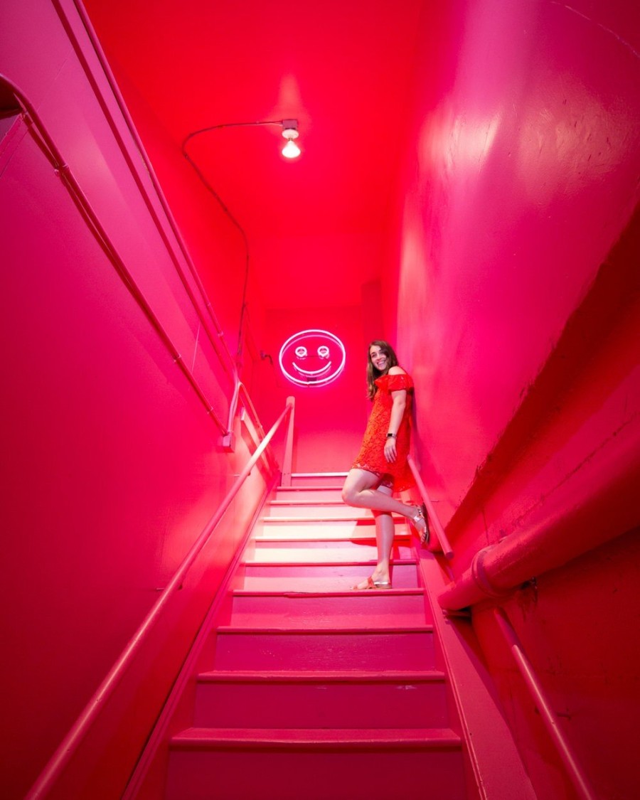 Ένα μουσείο στη Νέα Υόρκη υμνεί τη δύναμη των χρωμάτων- Φωτογραφία 4