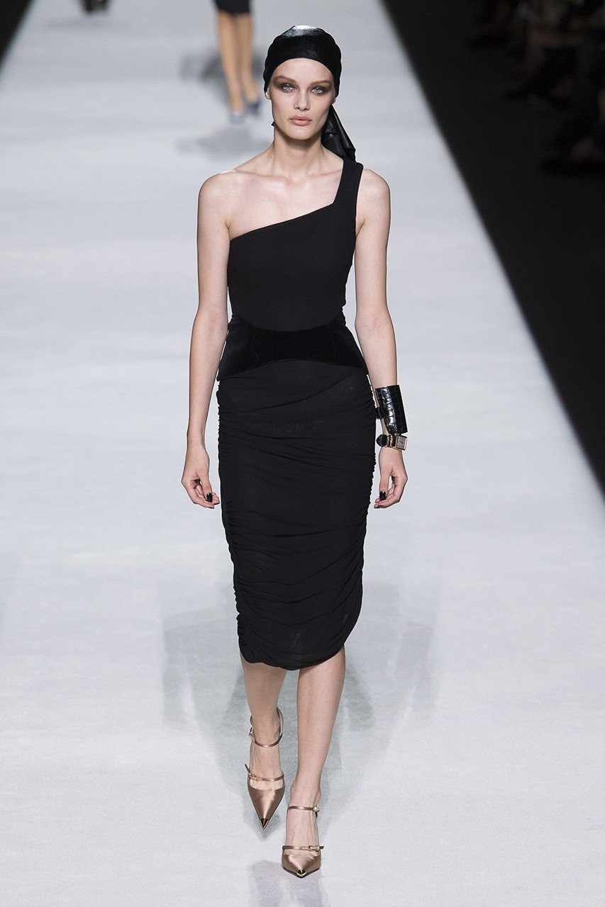 Ο Tom Ford άνοιξε τη NYWF με ένα νοσταλγικό show - Φωτογραφία 22