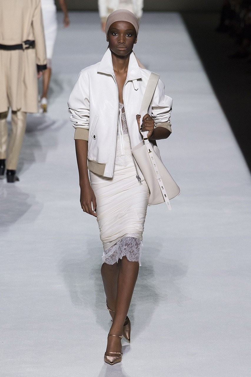 Ο Tom Ford άνοιξε τη NYWF με ένα νοσταλγικό show - Φωτογραφία 9