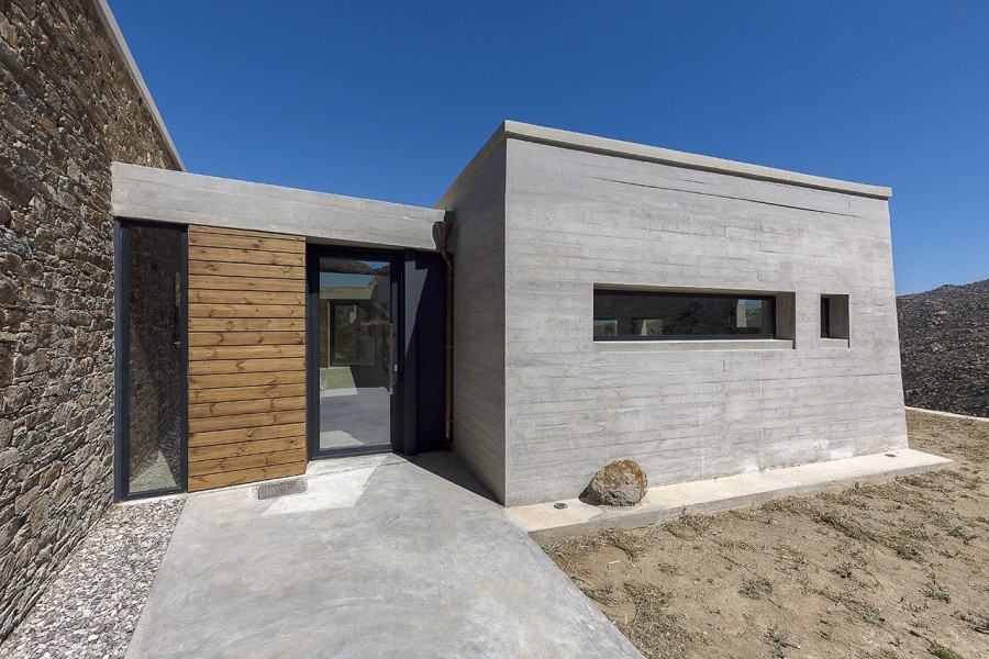 Μια μοναδική κατοικία με ιδιαίτερη αρχιτεκτονική στο Βώλαξ της Τήνου- Φωτογραφία 2