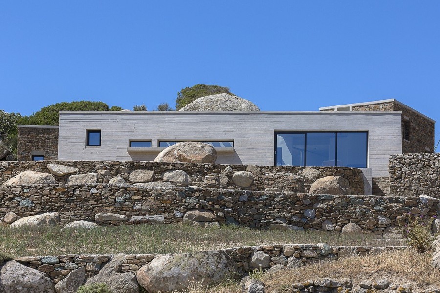 Μια μοναδική κατοικία με ιδιαίτερη αρχιτεκτονική στο Βώλαξ της Τήνου- Φωτογραφία 7