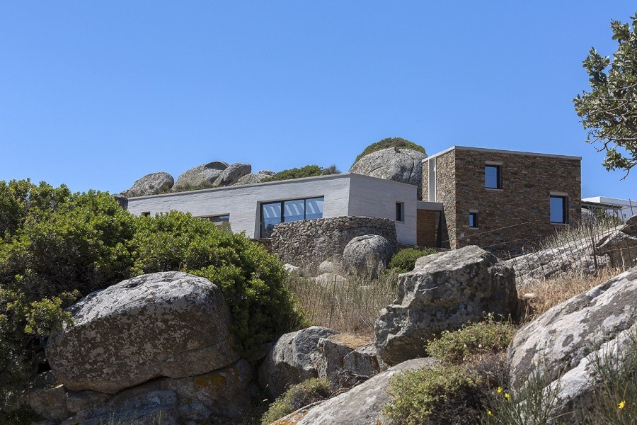 Μια μοναδική κατοικία με ιδιαίτερη αρχιτεκτονική στο Βώλαξ της Τήνου- Φωτογραφία 8