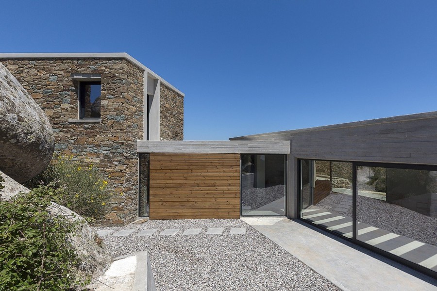 Μια μοναδική κατοικία με ιδιαίτερη αρχιτεκτονική στο Βώλαξ της Τήνου- Φωτογραφία 9