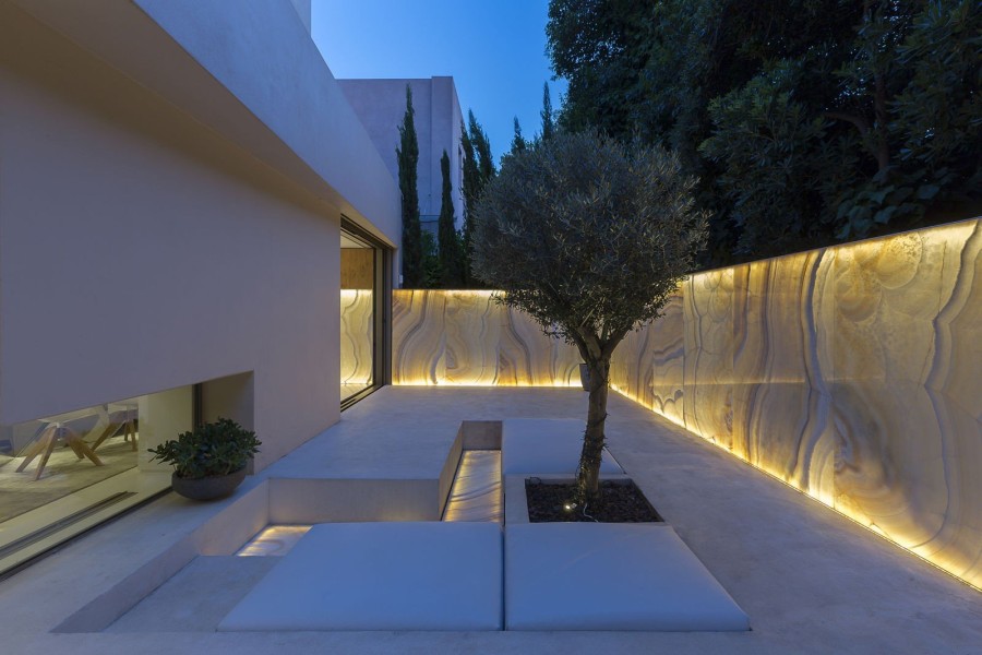 Μια πολυτελής κατοικία στην Κηφισιά που ξεπερνά κάθε φαντασία - Φωτογραφία 9