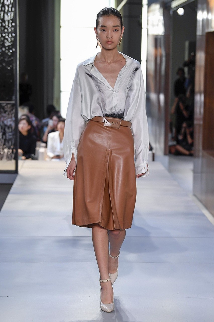 LFW: Δείτε το πρώτο show του Riccardo Tisci για τον οίκο Burberry - Φωτογραφία 39