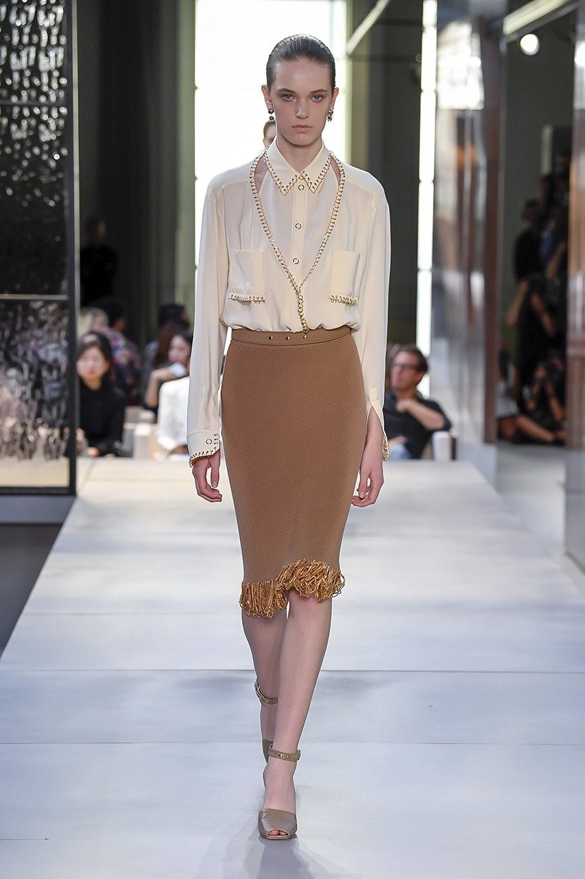 LFW: Δείτε το πρώτο show του Riccardo Tisci για τον οίκο Burberry - Φωτογραφία 41