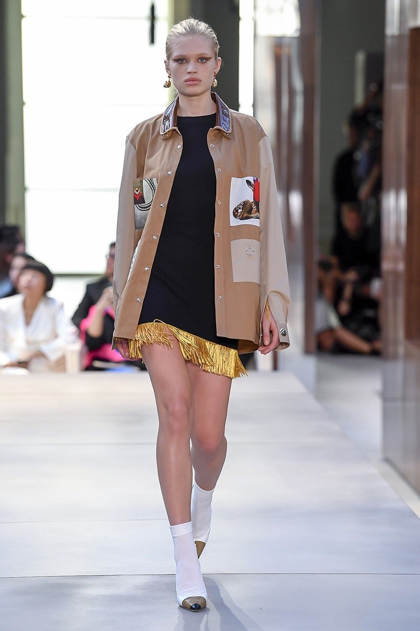 LFW: Δείτε το πρώτο show του Riccardo Tisci για τον οίκο Burberry - Φωτογραφία 65