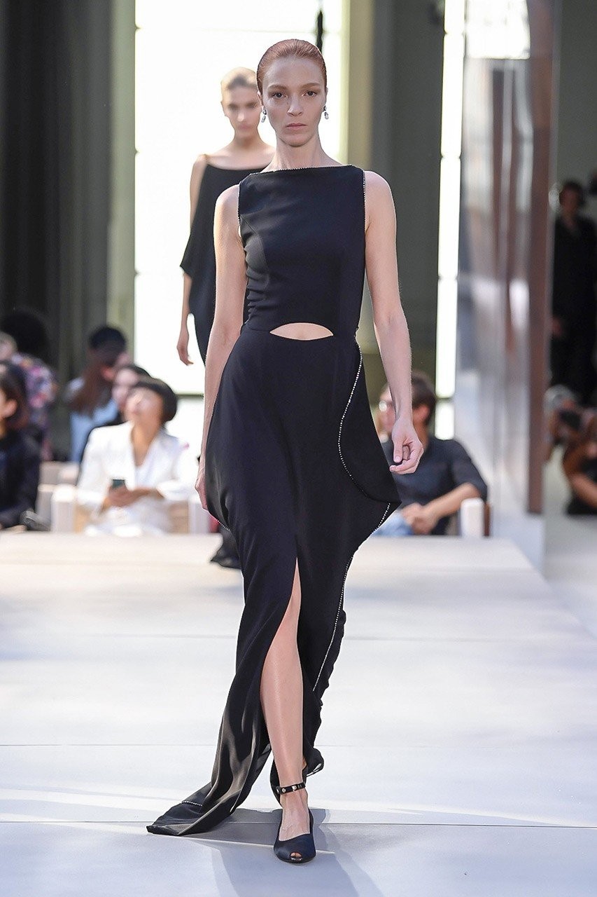 LFW: Δείτε το πρώτο show του Riccardo Tisci για τον οίκο Burberry - Φωτογραφία 80