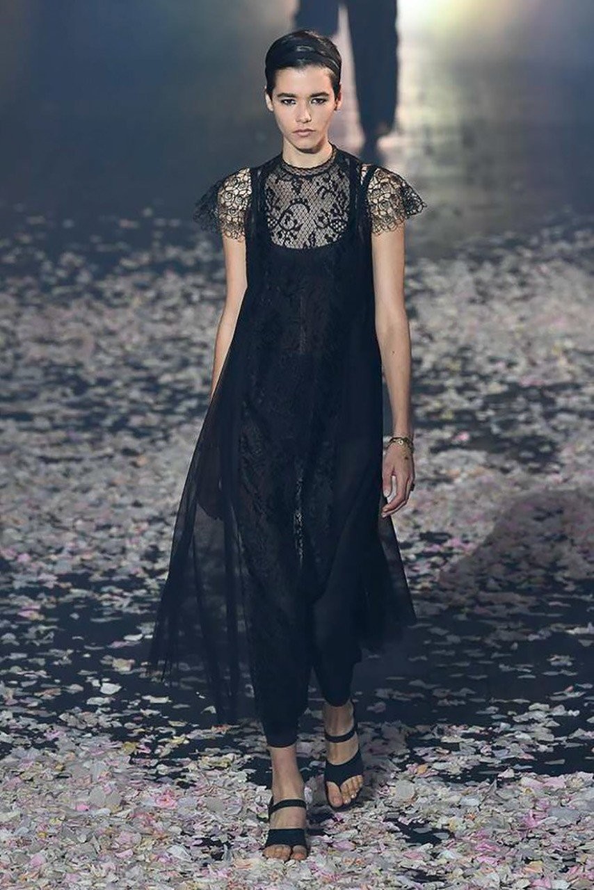 Το μαγευτικό Christian Dior show άνοιξε τη γαλλική εβδομάδα μόδας- Φωτογραφία 7