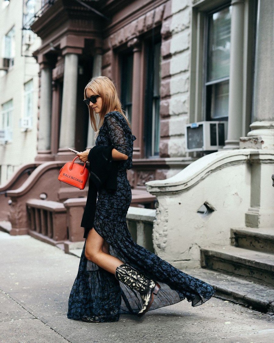 Cowboy Boots: φορέστε τες όπως τα κορίτσια της μόδας- Φωτογραφία 4