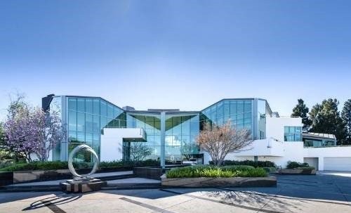 Δείτε το υπέροχο σπίτι του Pharrell Williams στο Beverly Hills - Φωτογραφία 1