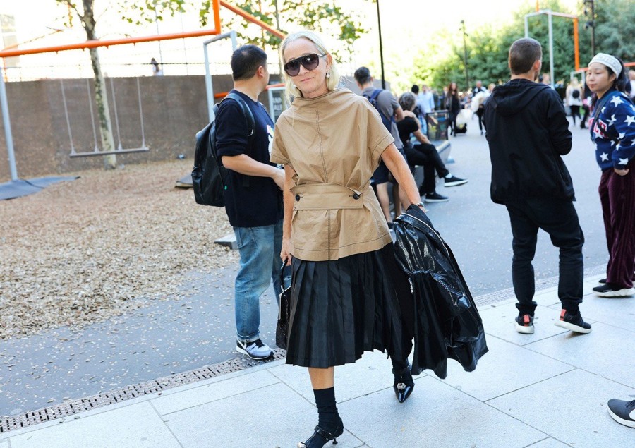 London Fashion Week: Οι αγαπημένες μας street style εμφανίσεις- Φωτογραφία 45