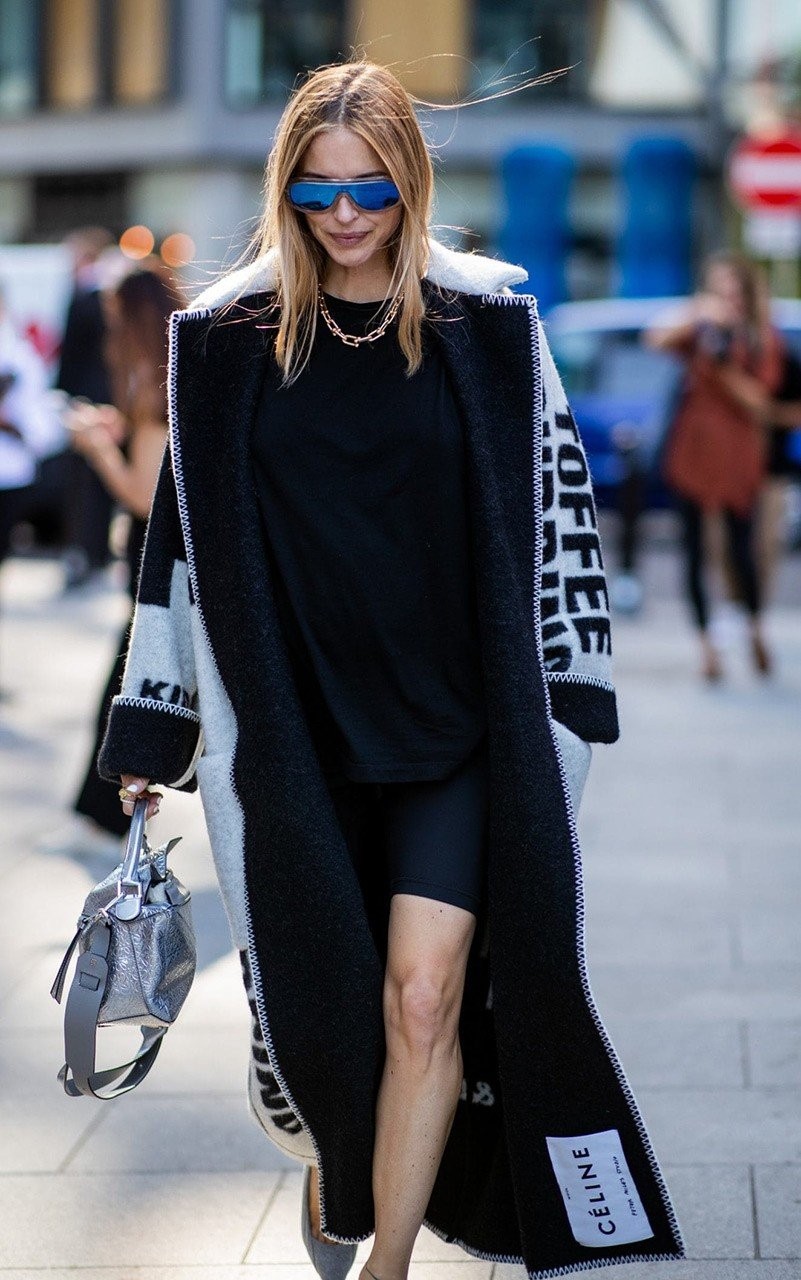 London Fashion Week: Οι αγαπημένες μας street style εμφανίσεις- Φωτογραφία 38