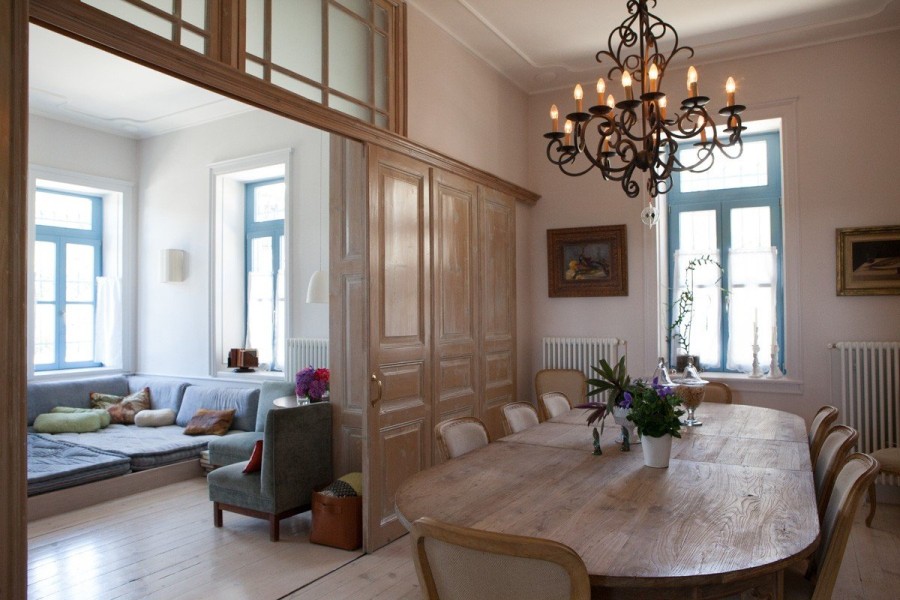 Στον δημιουργικό κόσμο της Νικομάχης Καρακωστάνογλου στο Νυμφαίο- Φωτογραφία 1