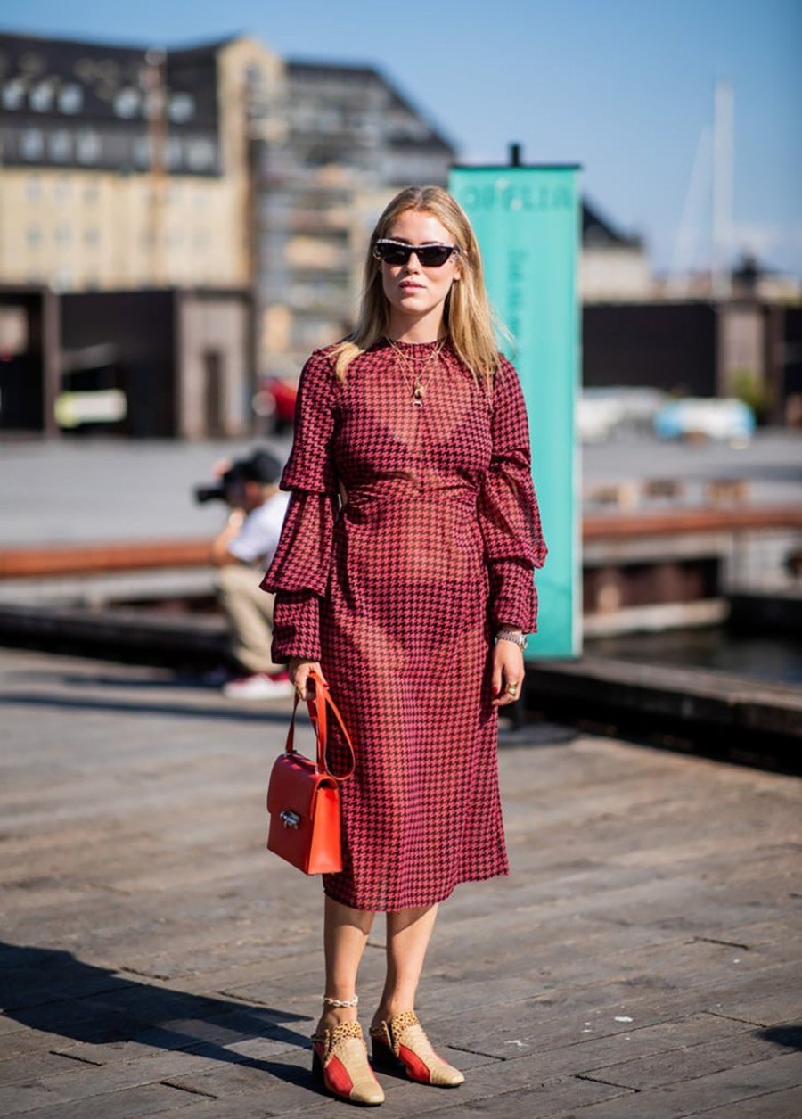 Τα διάφανα ρούχα που λάτρεψαν οι fashionistas στη New York Fashion Week- Φωτογραφία 12