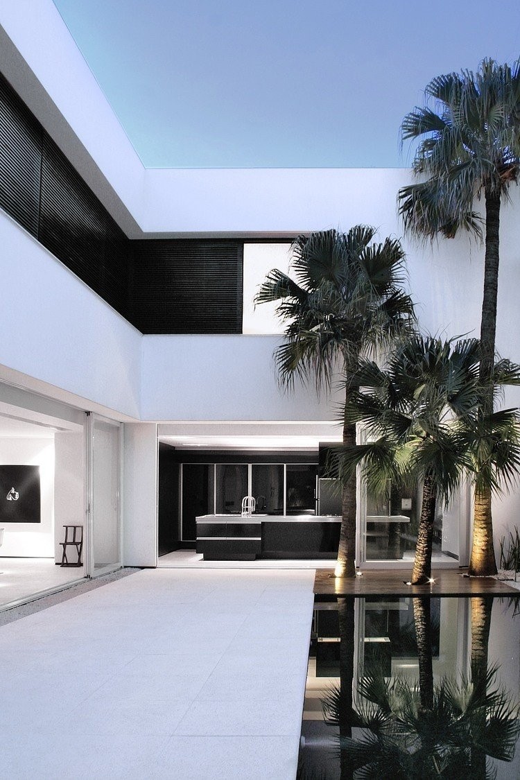 Ένα παραμυθένιο σπίτι στη Βραζιλία που θυμίζει Λος Άντζελες- Φωτογραφία 2