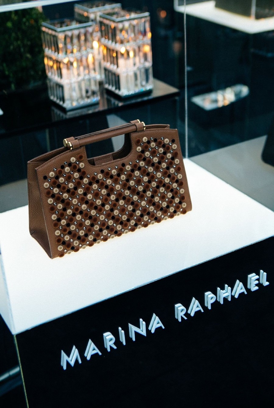 Marina Raphael: Ένας κόσμος γεμάτος λάμψη και κομψότητα - Φωτογραφία 24