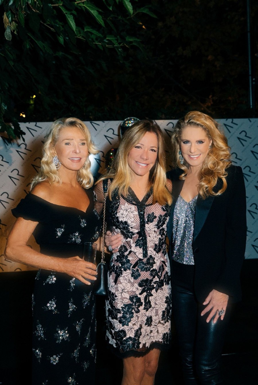 Marina Raphael: Ένας κόσμος γεμάτος λάμψη και κομψότητα - Φωτογραφία 2