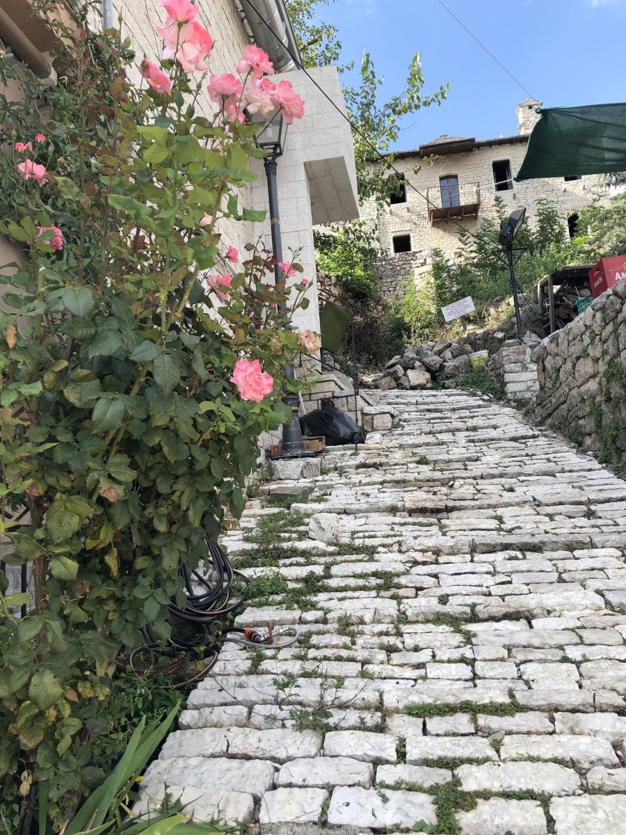 Γνωρίστε το χωριό του ιδρυτή του οίκου Bvlgari στην Ήπειρο - Φωτογραφία 3