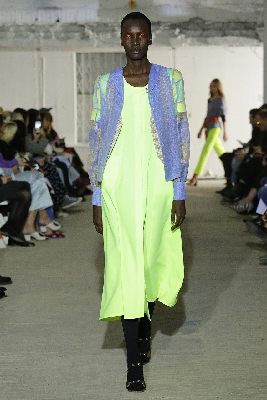 Neon alert: Τα φωσφοριζέ χρώματα είναι πιο στιλάτα από ποτέ- Φωτογραφία 8