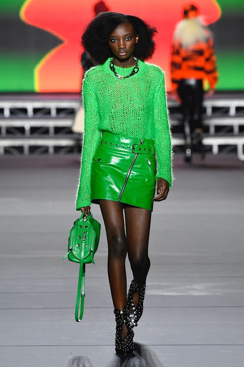 Neon alert: Τα φωσφοριζέ χρώματα είναι πιο στιλάτα από ποτέ- Φωτογραφία 11