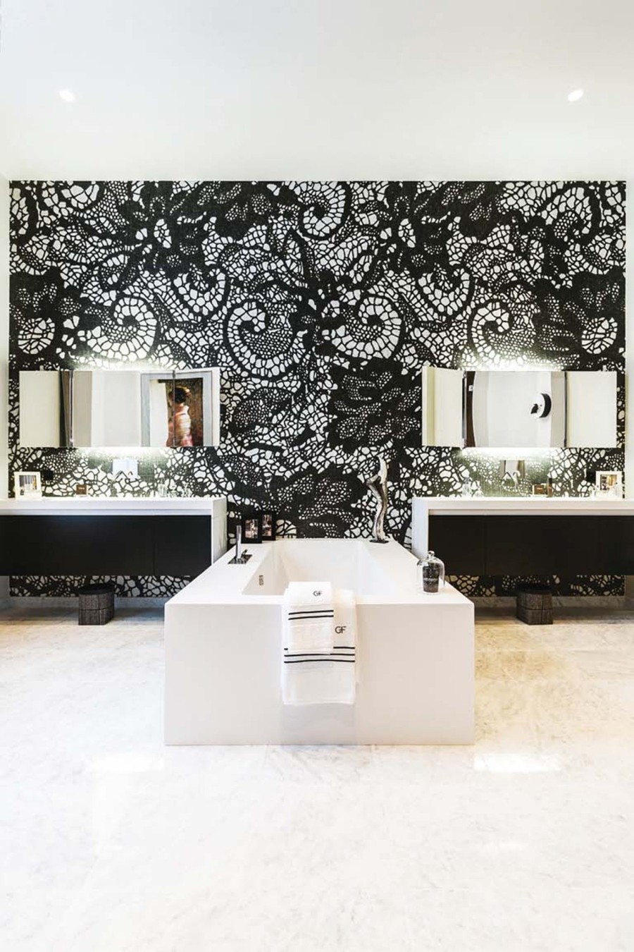 Ένα παριζιάνικο διαμέρισμα που θυμίζει ατελιέ υψηλής ραπτικής- Φωτογραφία 1