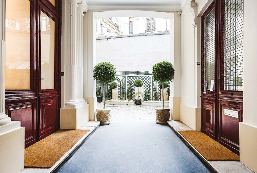 Ένα παριζιάνικο διαμέρισμα που θυμίζει ατελιέ υψηλής ραπτικής- Φωτογραφία 3