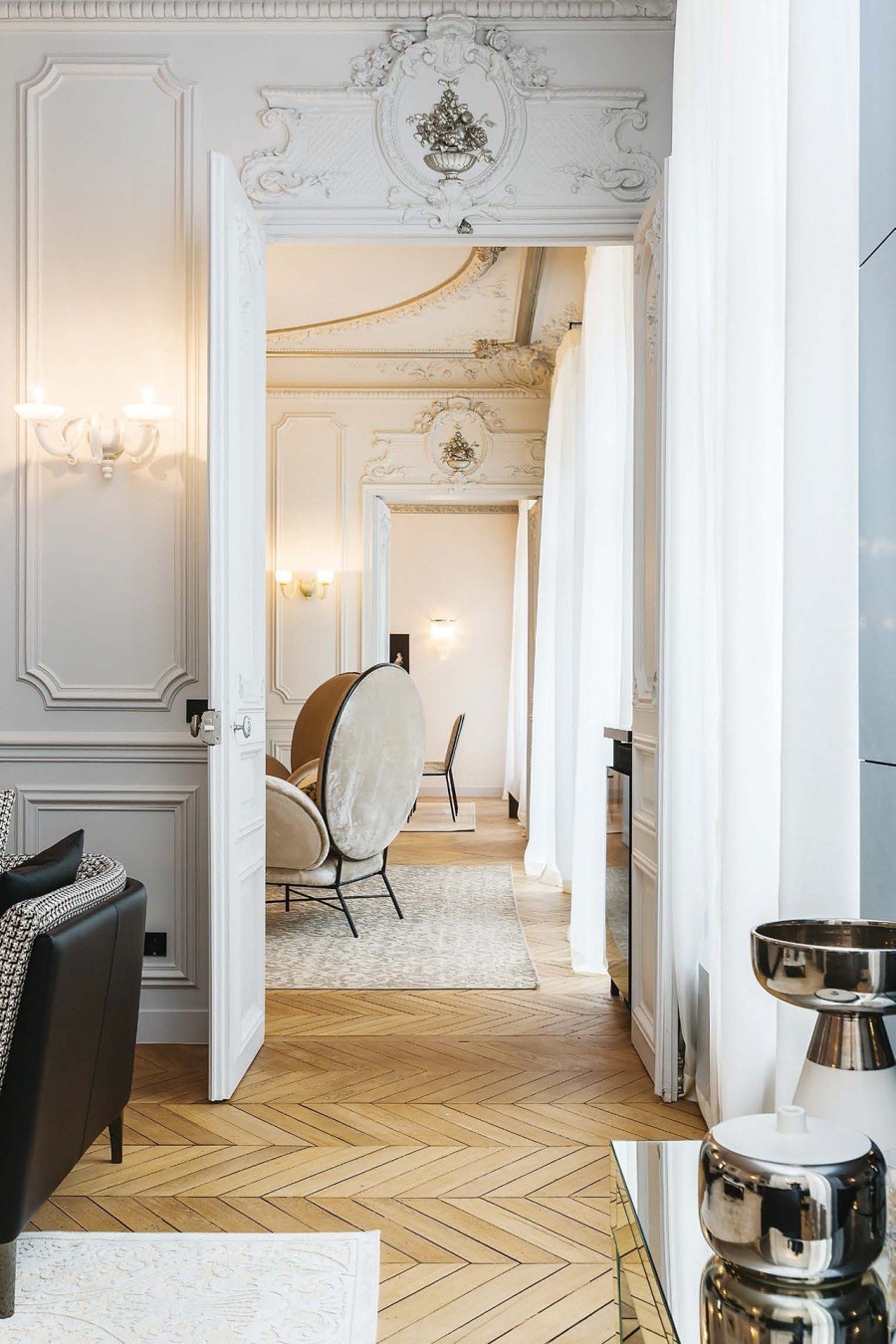 Ένα παριζιάνικο διαμέρισμα που θυμίζει ατελιέ υψηλής ραπτικής- Φωτογραφία 5