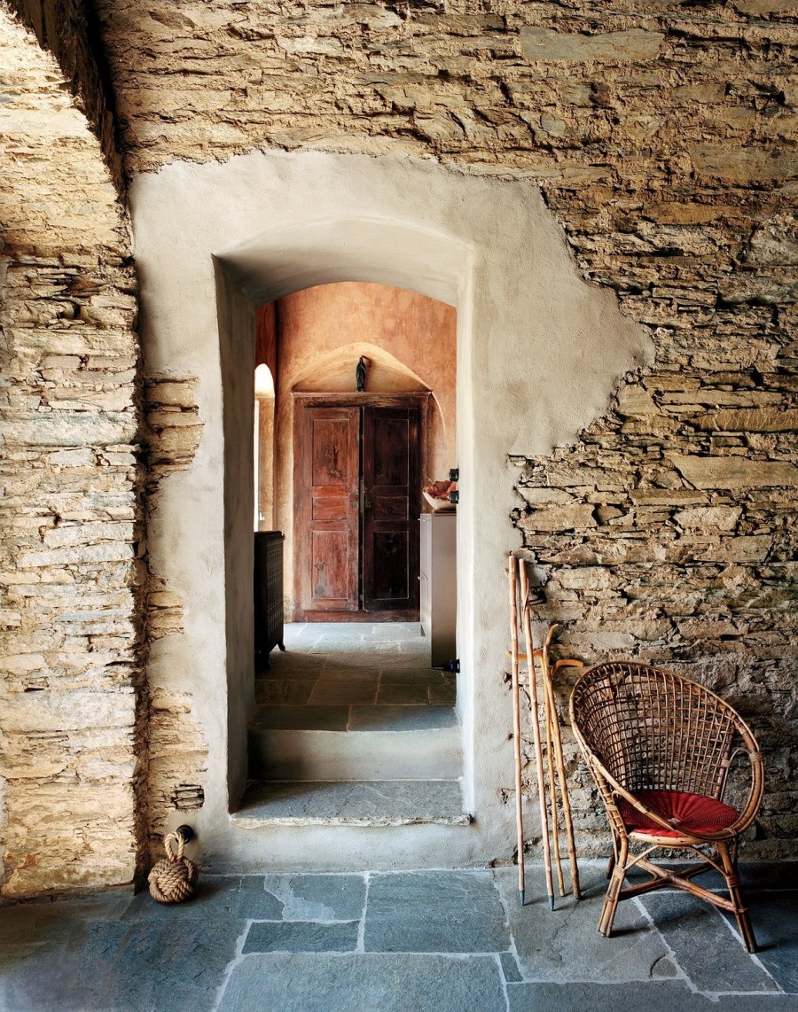 Μια ονειρεμένη πέτρινη κατοικία στην Κορσική θα σας μαγέψει με την πρώτη ματιά- Φωτογραφία 4