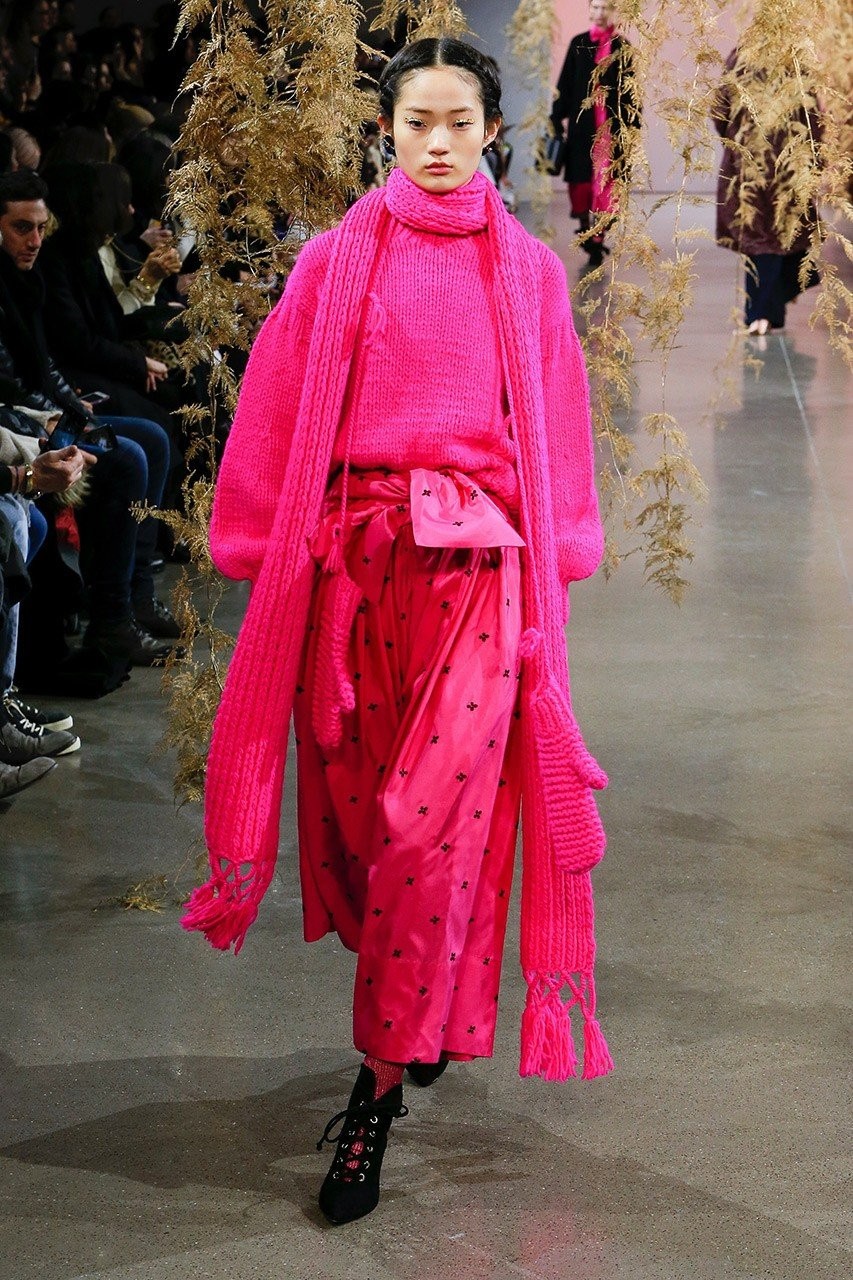 Τα πιο κομψά shocking pink runway looks - Φωτογραφία 12