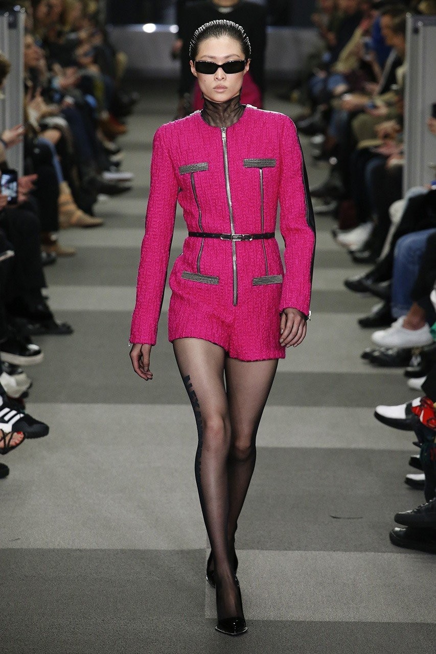 Τα πιο κομψά shocking pink runway looks - Φωτογραφία 1