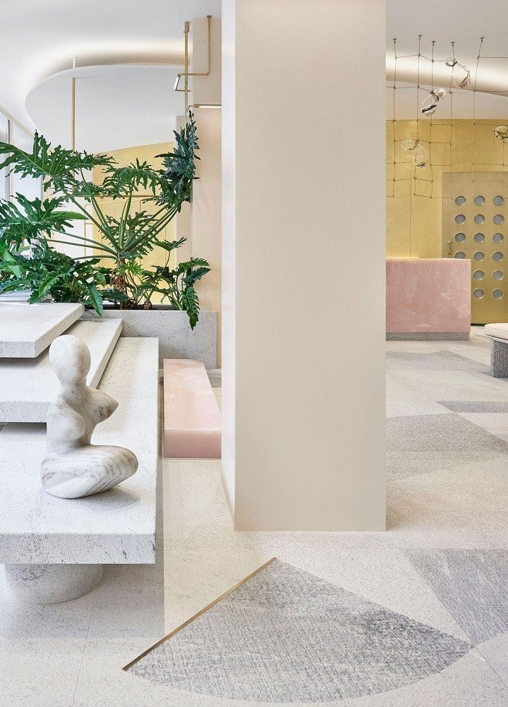 Μια συγκλονιστική μπουτίκ στο Παρίσι συνδυάζει το παραμυθένιο με το chic- Φωτογραφία 7