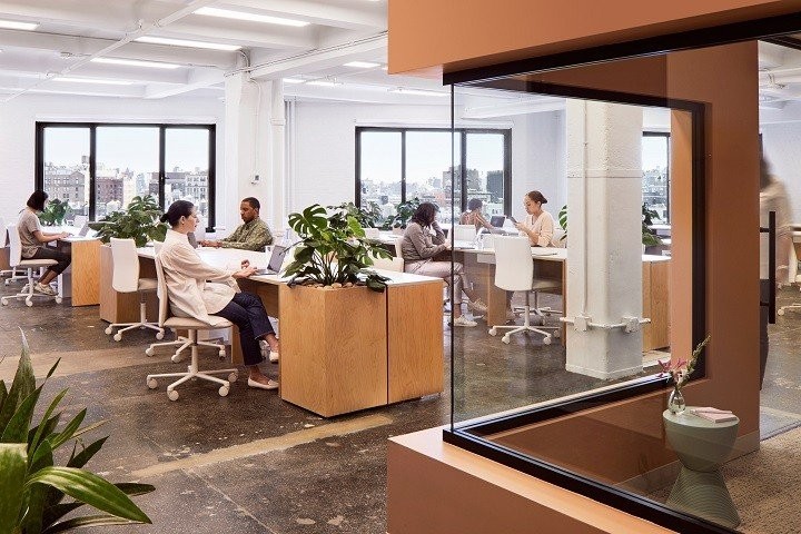 Περιηγηθείτε στα παραμυθένια κεντρικά γραφεία ενός beauty brand στο Soho- Φωτογραφία 6