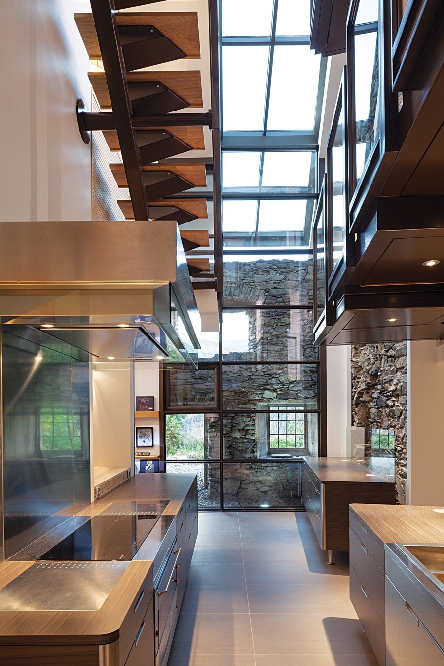 Το Mineral Lodge είναι ένα πέτρινο καταφύγιο των βράχων στη Σαβοΐα- Φωτογραφία 4