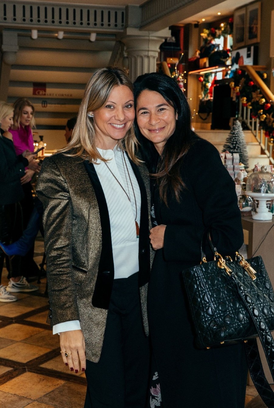 Η Zeus+Δione παρουσίασε το νέο γούρι της χρονιάς εμπνευσμένο από τις Μούσες- Φωτογραφία 3