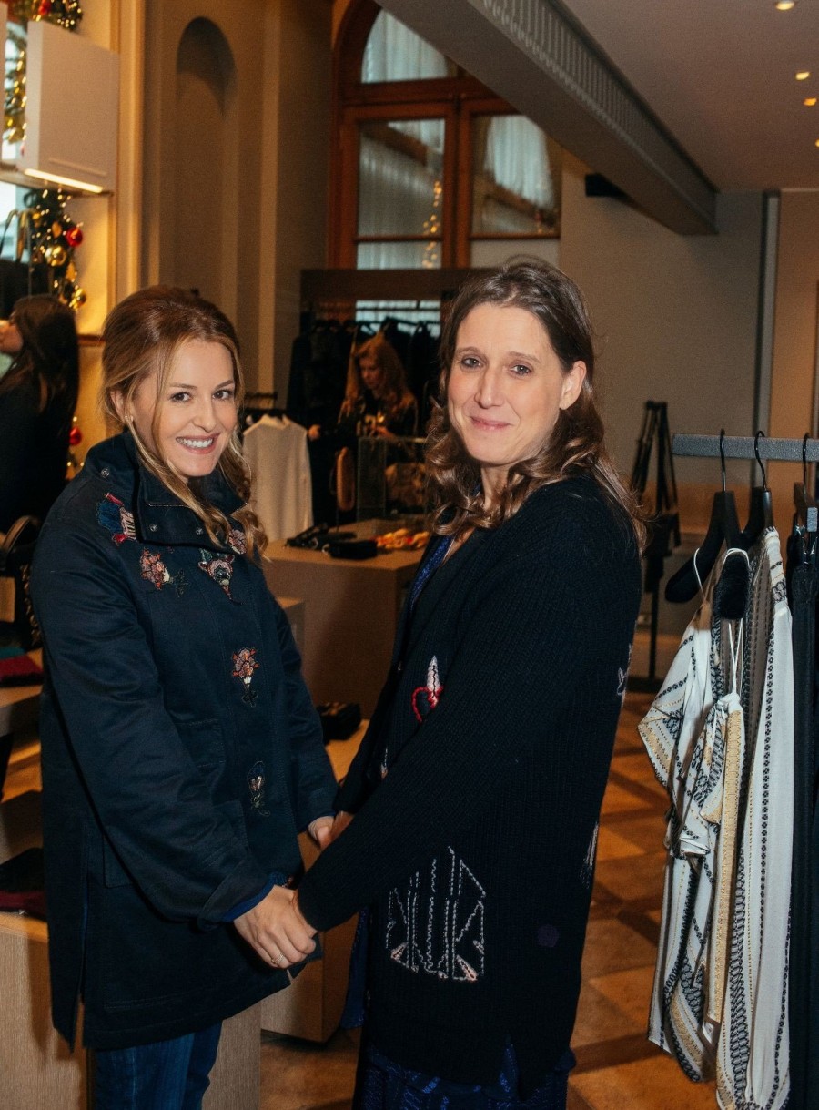 Η Zeus+Δione παρουσίασε το νέο γούρι της χρονιάς εμπνευσμένο από τις Μούσες- Φωτογραφία 6