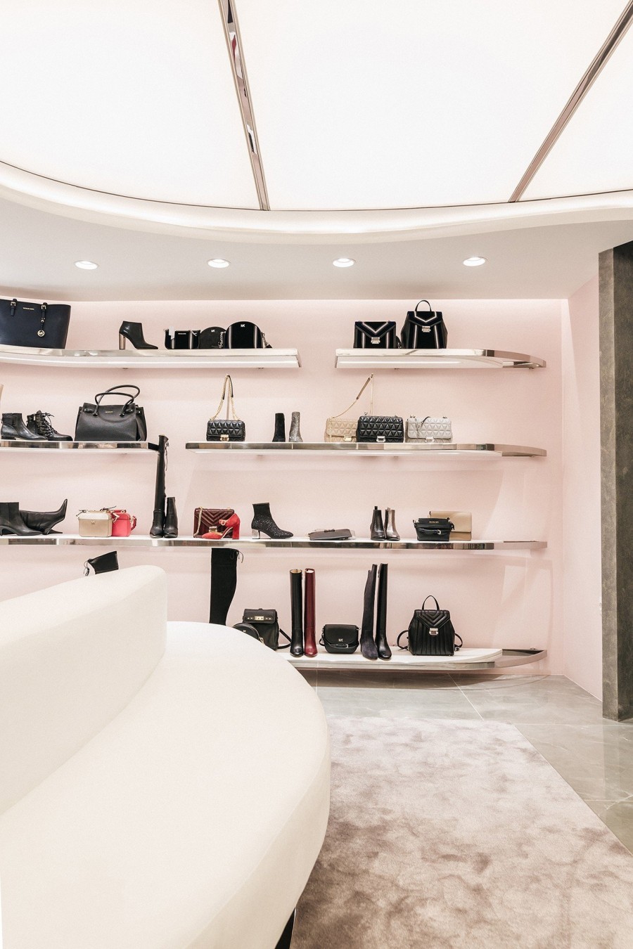 Exclusive preview: Είδαμε πρώτοι το καινούργιο πρόσωπο του διαχρονικότερου καταστήματος της πόλης  - Φωτογραφία 9