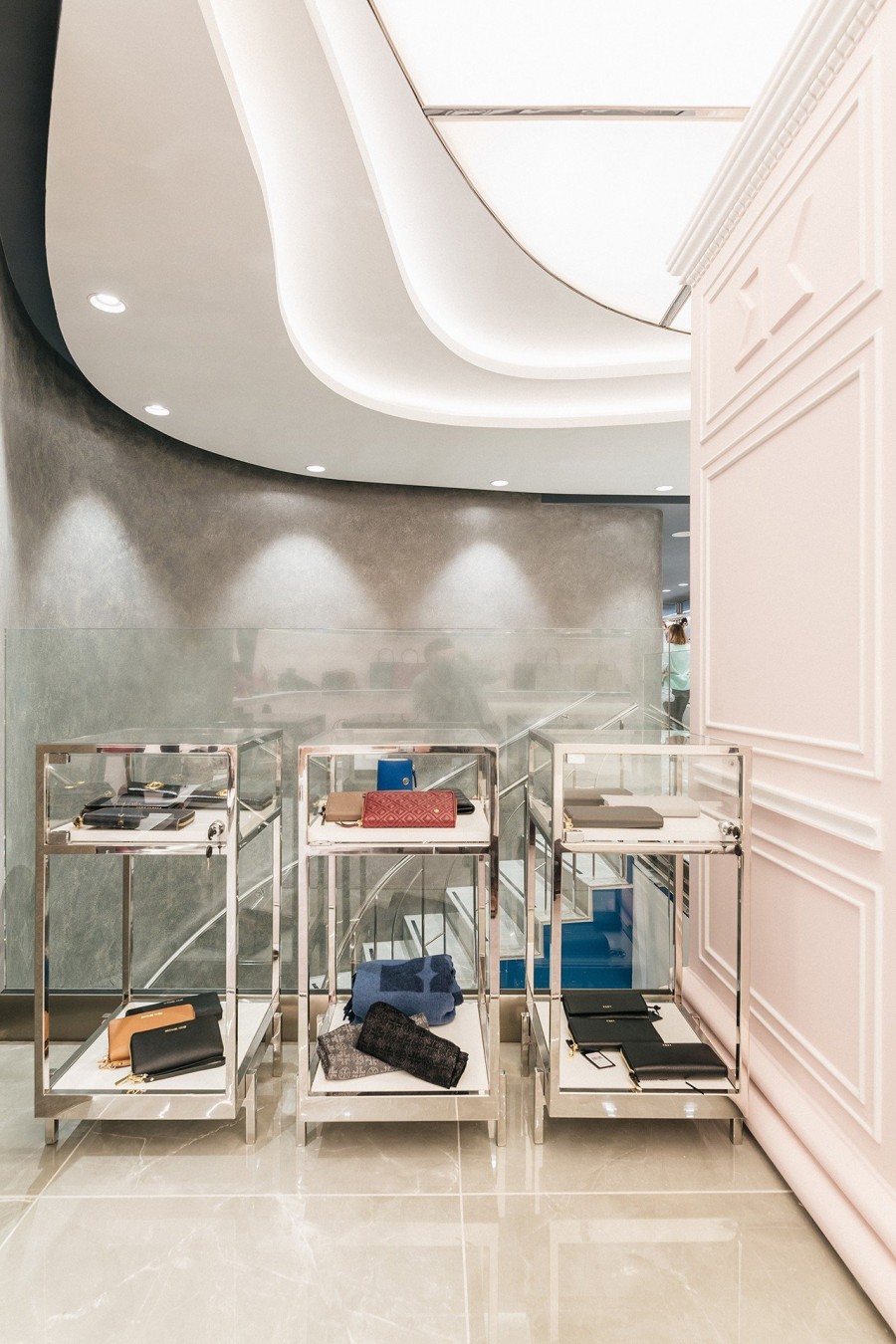 Exclusive preview: Είδαμε πρώτοι το καινούργιο πρόσωπο του διαχρονικότερου καταστήματος της πόλης  - Φωτογραφία 8