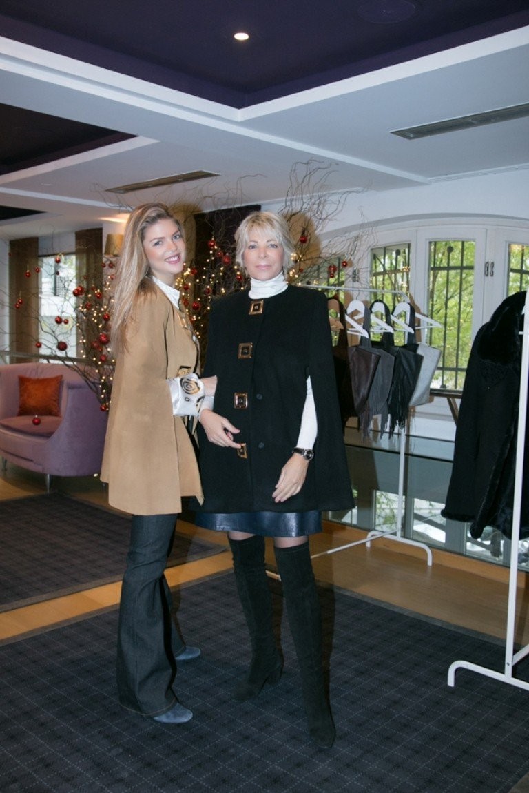 Η Θέμις Ζουγανέλη παρουσίασε τις συλλογές της στη Θεσσαλονίκη με ένα Christmas Pop Up Store - Φωτογραφία 10
