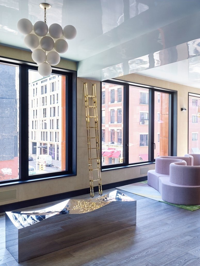 Χρώμα, ενέργεια και πολλές δόσεις σύγχρονης τέχνης σε ένα διαμέρισμα στο Soho- Φωτογραφία 2