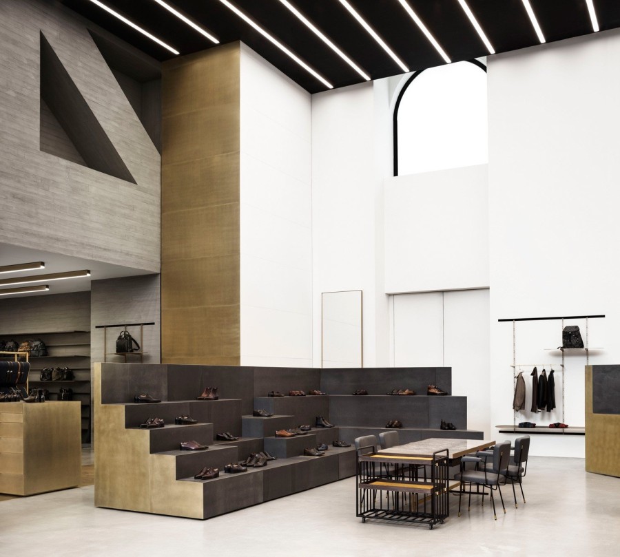Ένα υπέροχο, νέο showroom ενός διάσημου οίκου άνοιξε τις πύλες του στο Μιλάνο- Φωτογραφία 4