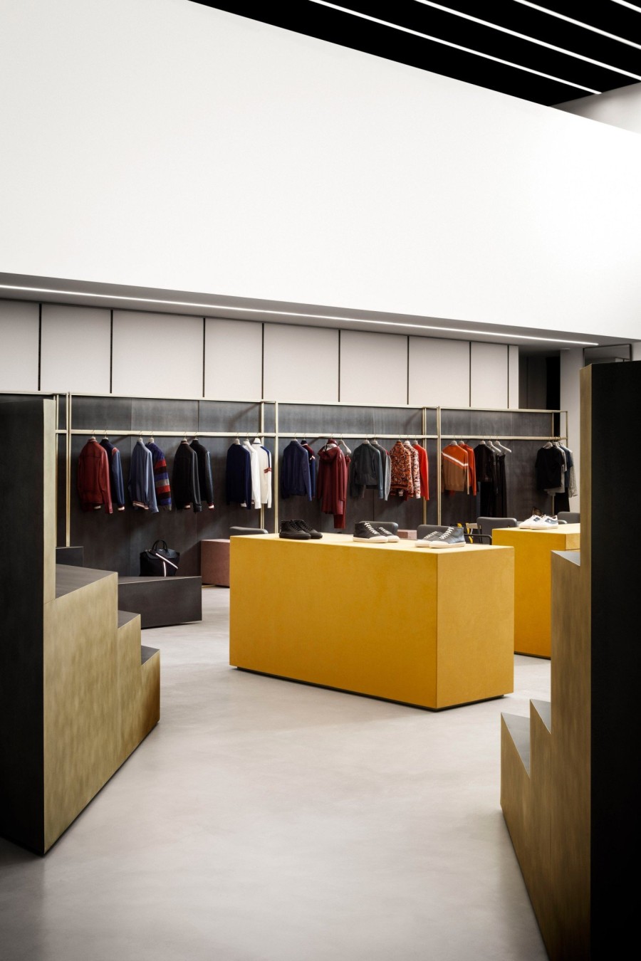 Ένα υπέροχο, νέο showroom ενός διάσημου οίκου άνοιξε τις πύλες του στο Μιλάνο- Φωτογραφία 7