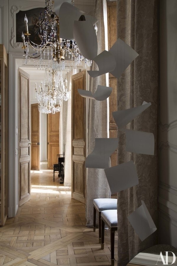 Ένα αρχοντικό του 17ου αιώνα στο Παρίσι μετατρέπεται σε μια φιλόξενη, σύγχρονη κατοικία- Φωτογραφία 2