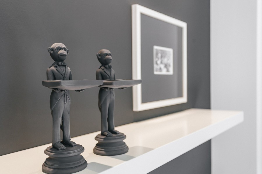 Ένα διαμέρισμα στo κέντρο της Θεσσαλονίκης ποντάρει στο λευκό μαύρο- Φωτογραφία 12