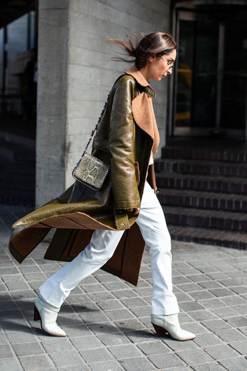 Φορέστε σωστά το λευκό τζιν και θα ξεχάσετε τα κλασικά blue jeans - Φωτογραφία 2