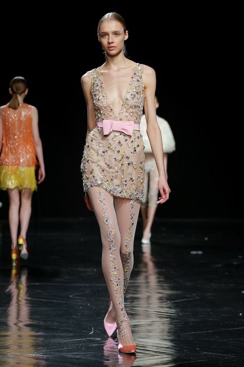 Χρώματα και κομψότητα στο Celia Kritharioti Couture show στο Παρίσι- Φωτογραφία 13